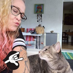 Meet your Posher, Debbie